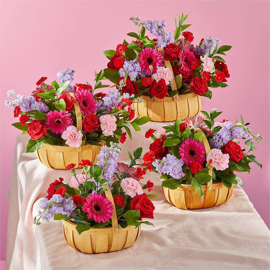 Pink Picnic Basket – Petite Flower Shop, San Antonio TX