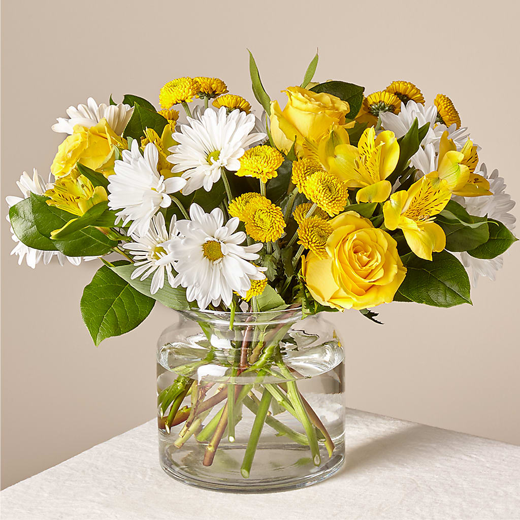 Sunny Sentiments Bouquet – Petite Flower Shop, San Antonio TX