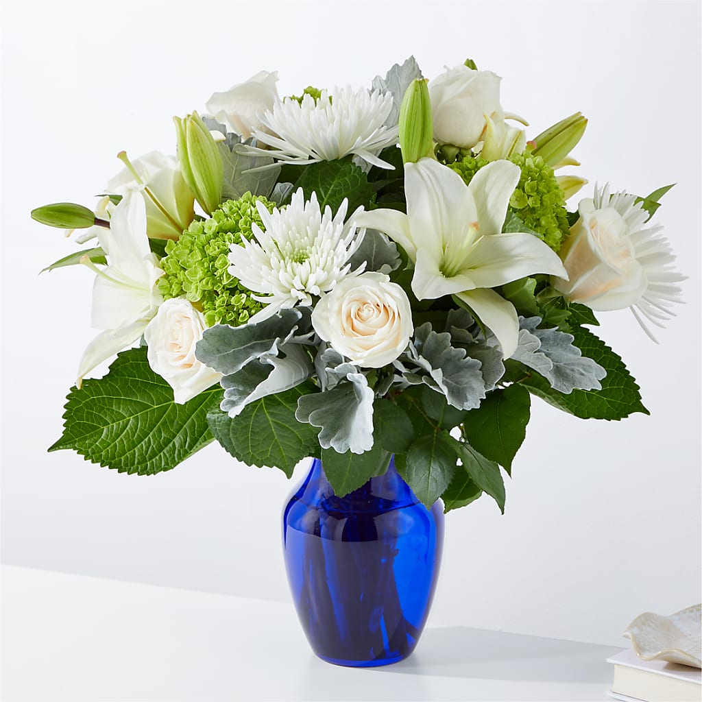 Snowy Dreams Bouquet – Petite Flower Shop, San Antonio TX