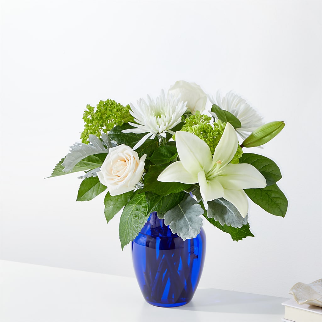 Snowy Dreams Bouquet – Petite Flower Shop, San Antonio TX